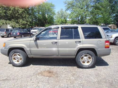 1997 Jeep Grand Cherokee Super