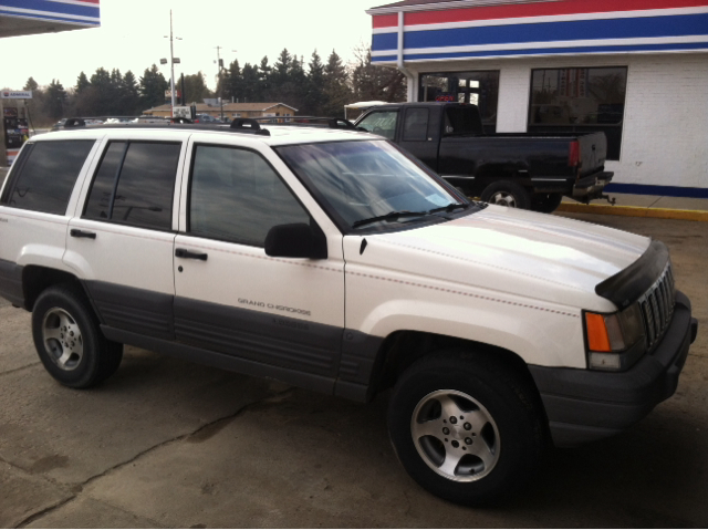 1997 Jeep Grand Cherokee LS