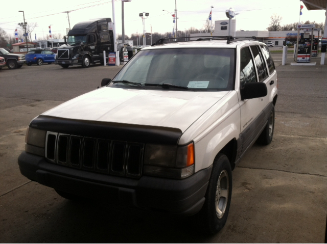 1997 Jeep Grand Cherokee LS