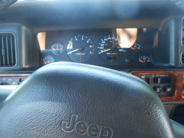 1997 Jeep Grand Cherokee Super