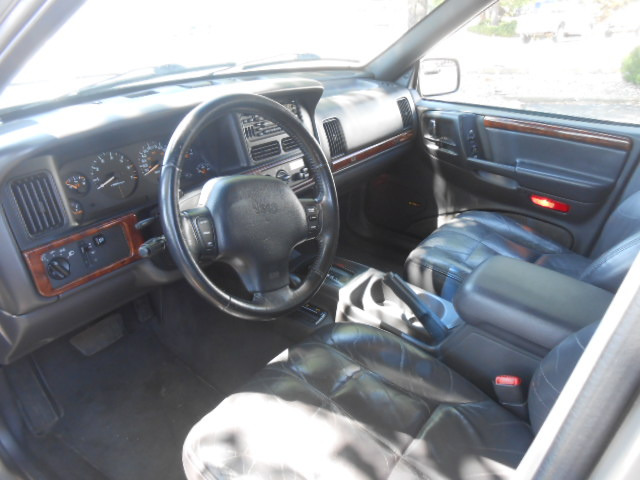 1997 Jeep Grand Cherokee Super