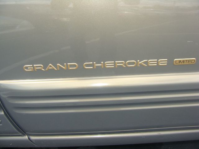 1997 Jeep Grand Cherokee Super