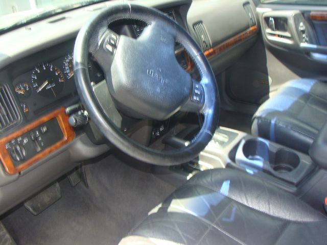 1997 Jeep Grand Cherokee Super