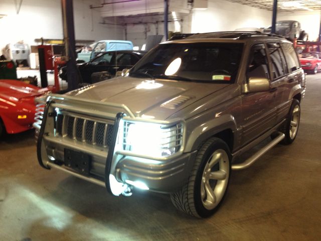 1998 Jeep Grand Cherokee Mega-short-laramie-stick-5.9l Diesel-4wd-1 Owner