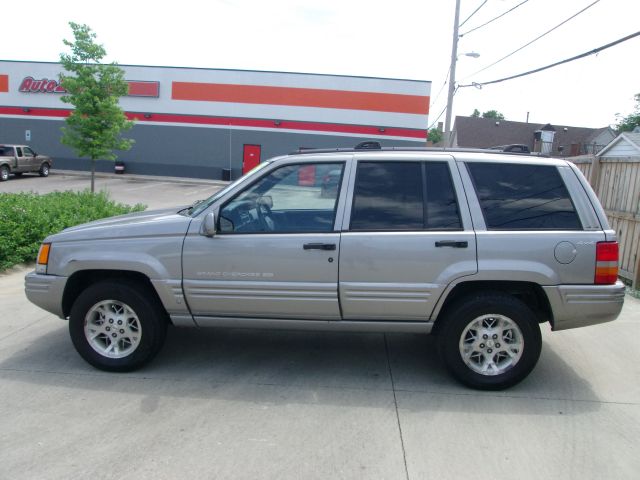 1998 Jeep Grand Cherokee Super