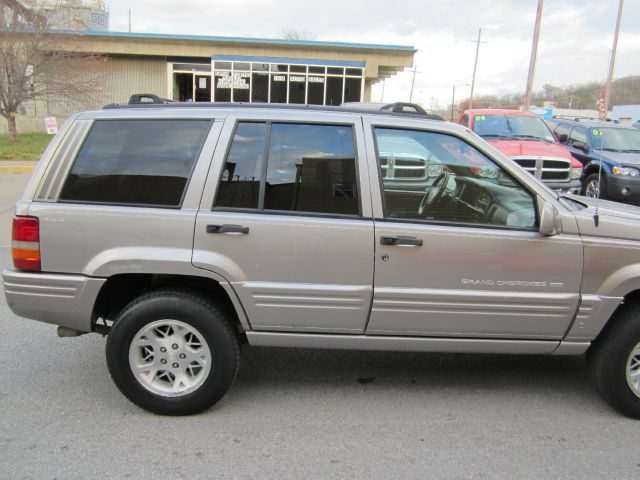 1998 Jeep Grand Cherokee Super