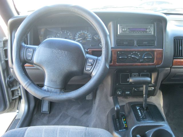 1998 Jeep Grand Cherokee Ram 3500 Diesel 2-WD