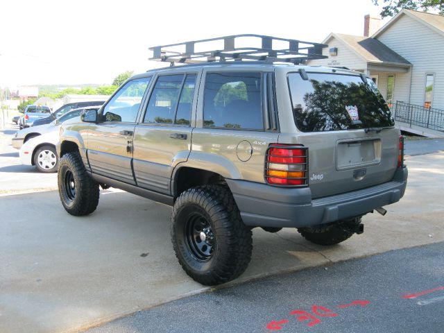 1998 Jeep Grand Cherokee Ram 3500 Diesel 2-WD