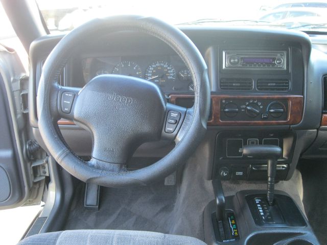 1998 Jeep Grand Cherokee Ram 3500 Diesel 2-WD