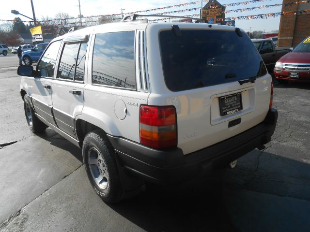 1998 Jeep Grand Cherokee Ram 3500 Diesel 2-WD