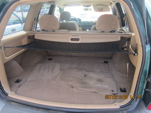 1999 Jeep Grand Cherokee Sedan 4dr