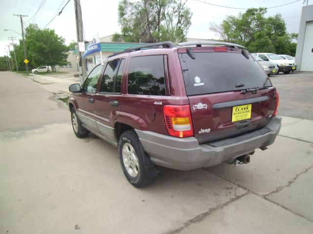1999 Jeep Grand Cherokee LS