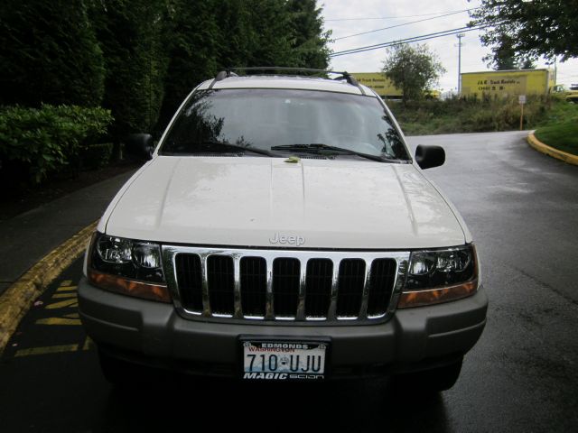 1999 Jeep Grand Cherokee Sedan 4dr