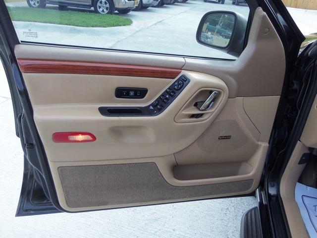 1999 Jeep Grand Cherokee SLT 25