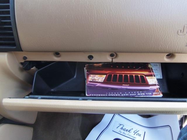 1999 Jeep Grand Cherokee SLT 25