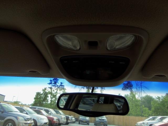 1999 Jeep Grand Cherokee SLT 25