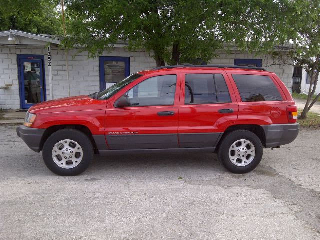 1999 Jeep Grand Cherokee Sedan 4dr