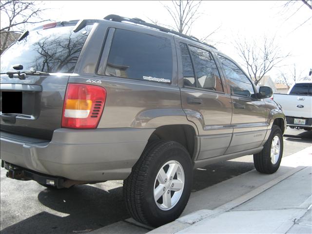 1999 Jeep Grand Cherokee LS
