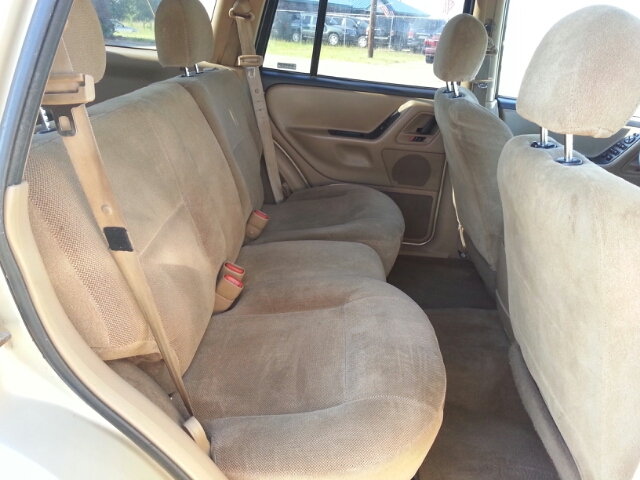 1999 Jeep Grand Cherokee LS