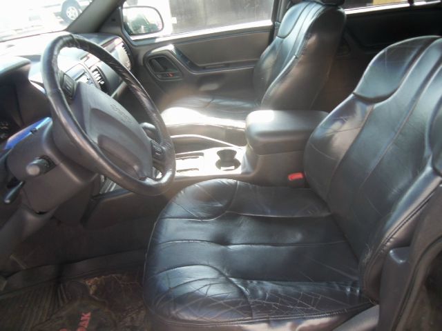 1999 Jeep Grand Cherokee LS Flex Fuel 4x4 This Is One Of Our Best Bargains