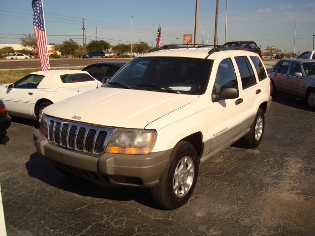 1999 Jeep Grand Cherokee LS
