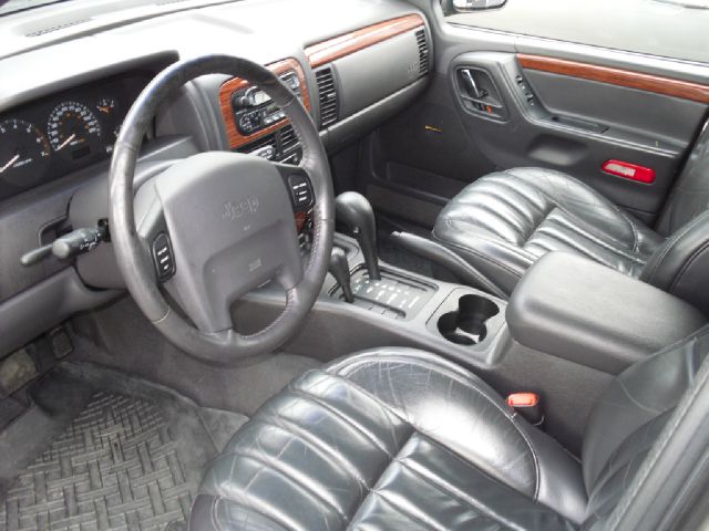 1999 Jeep Grand Cherokee Super
