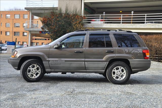 1999 Jeep Grand Cherokee LS
