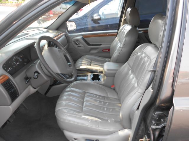 1999 Jeep Grand Cherokee Super