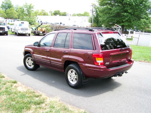 1999 Jeep Grand Cherokee Super