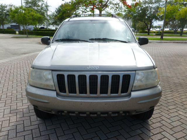 1999 Jeep Grand Cherokee Super