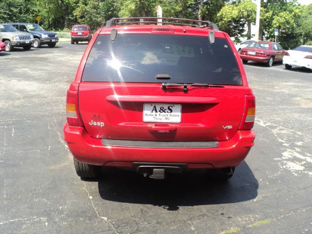 1999 Jeep Grand Cherokee Super