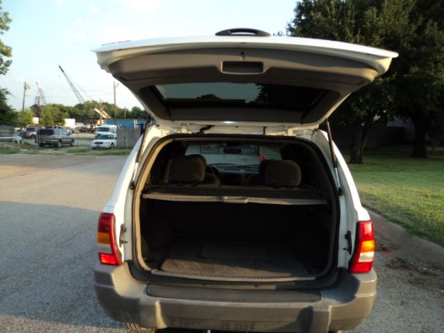 2000 Jeep Grand Cherokee LOW Miles NICE 4door Sedan