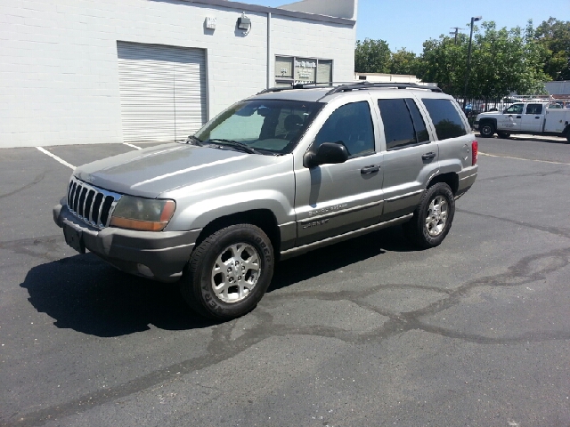 2000 Jeep Grand Cherokee LS