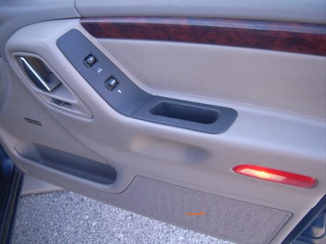 2000 Jeep Grand Cherokee SLT 25