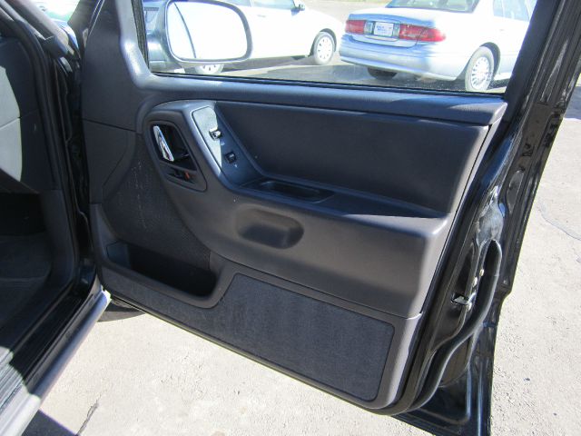 2000 Jeep Grand Cherokee Base W/nav.sys