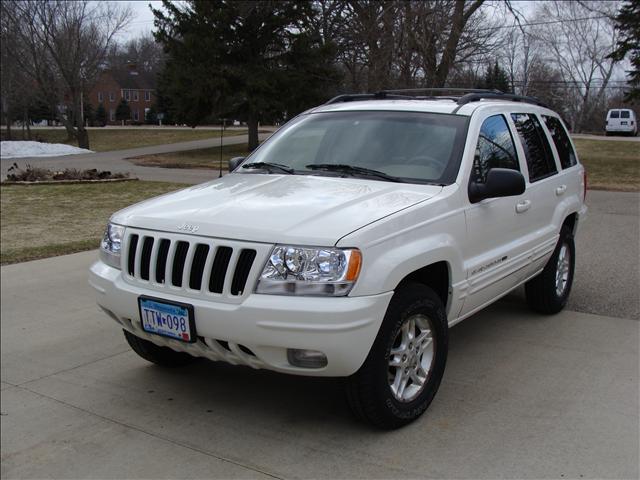 2000 Jeep Grand Cherokee SLT 25