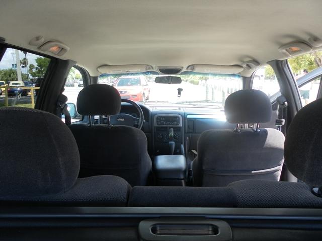 2001 Jeep Grand Cherokee Unknown