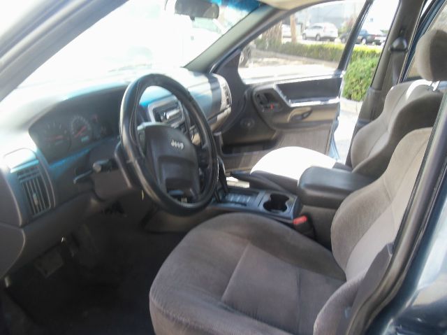 2001 Jeep Grand Cherokee 4dr 2.9L Twin Turbo AWD SUV