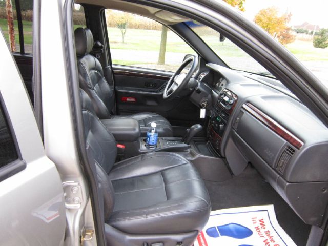 2001 Jeep Grand Cherokee Super