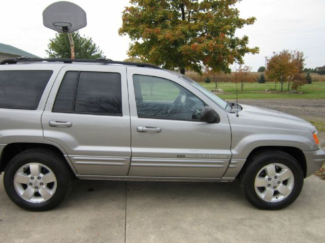 2001 Jeep Grand Cherokee Super