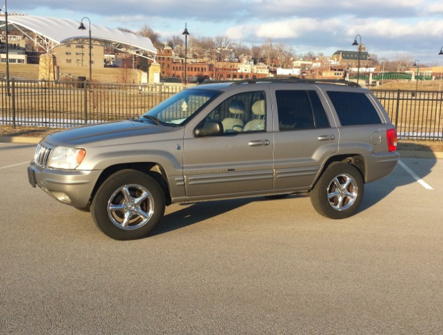 2001 Jeep Grand Cherokee DX AWD