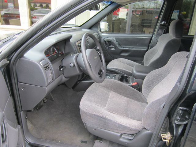 2001 Jeep Grand Cherokee Unknown