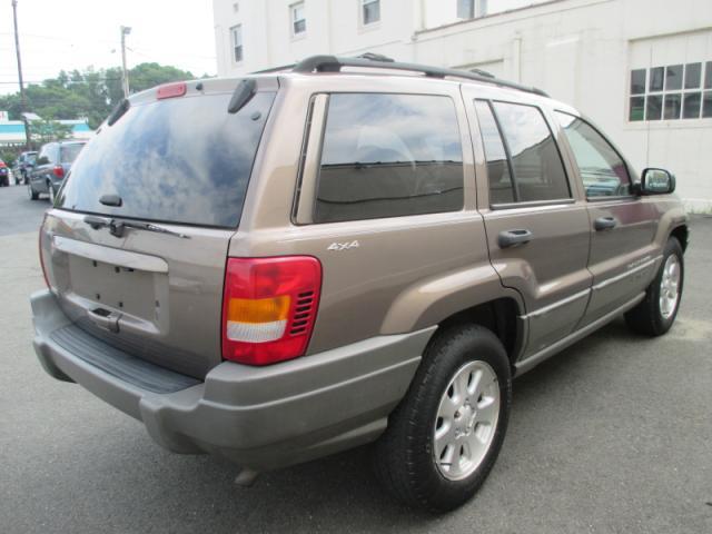 2001 Jeep Grand Cherokee LS