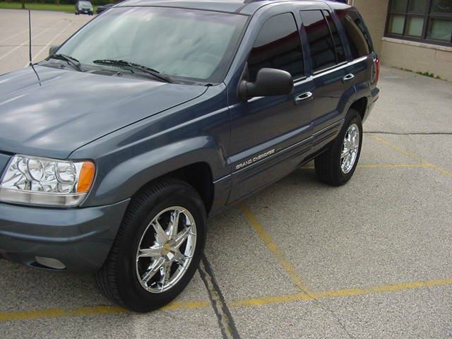 2001 Jeep Grand Cherokee Super