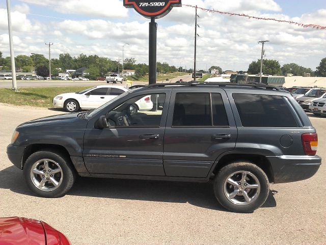 2001 Jeep Grand Cherokee Super