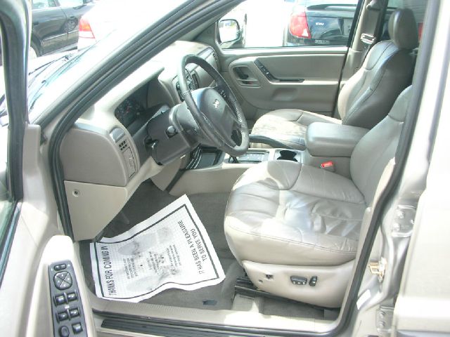 2001 Jeep Grand Cherokee 4dr 2.9L Twin Turbo AWD SUV