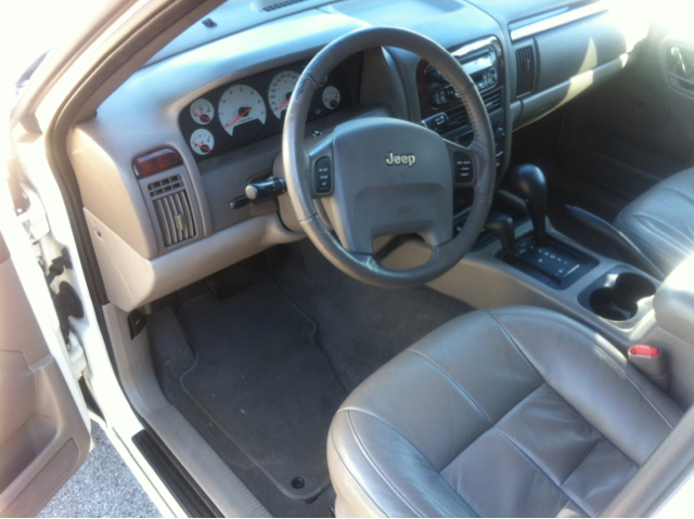 2001 Jeep Grand Cherokee Super