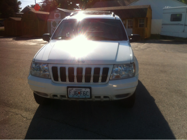 2001 Jeep Grand Cherokee Super