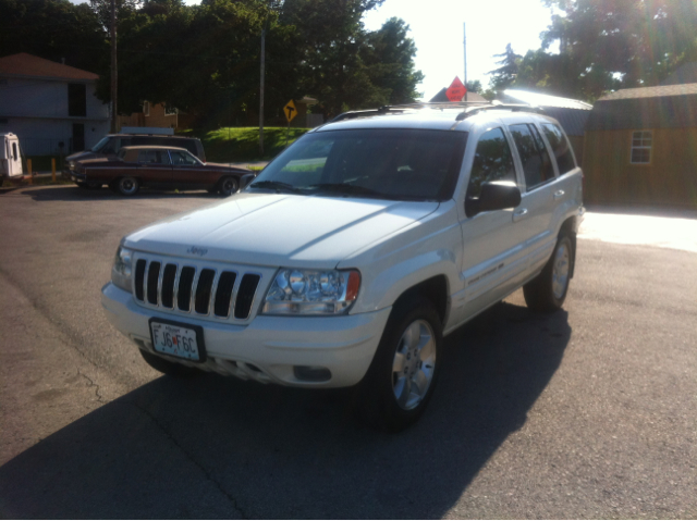2001 Jeep Grand Cherokee Super