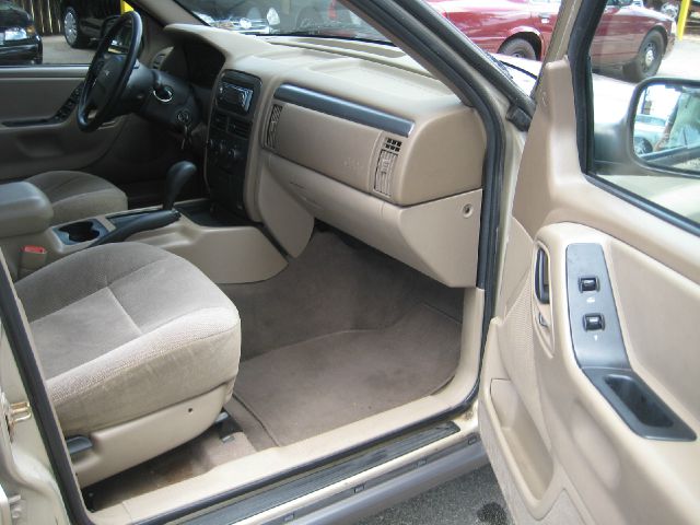 2001 Jeep Grand Cherokee Sedan 4dr